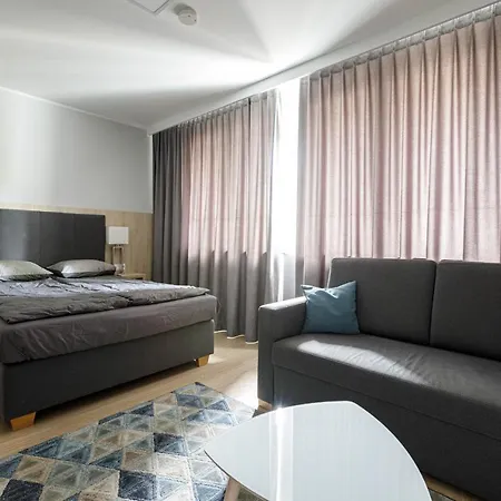 Golden Apartments&k17/19