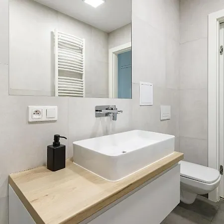 Golden Apartments&k17/19 Apartment *