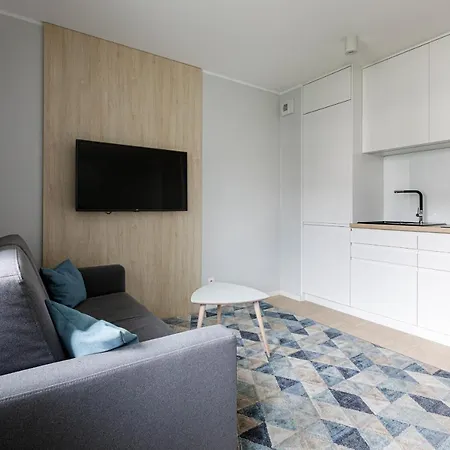 Golden Apartments&k17/19